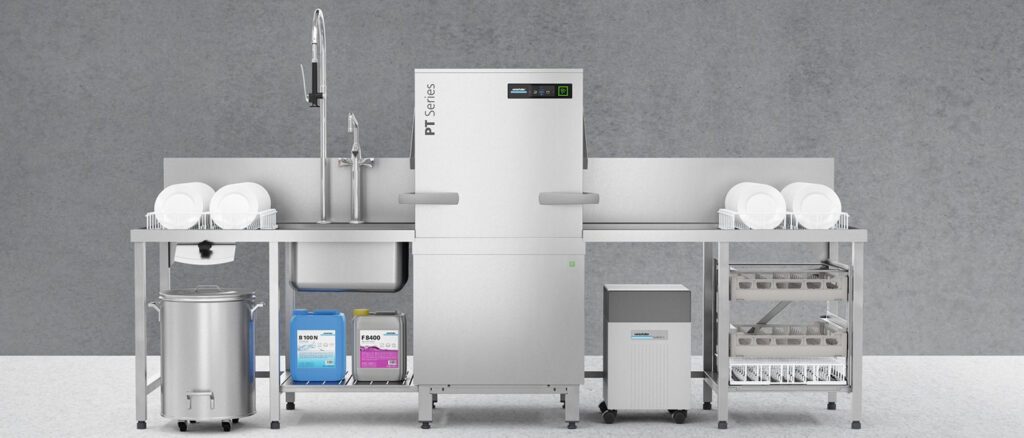 Loibicher-PT-L-frontal-closed-automatic-hood-tables-background_picture_INT_WH_Print_300dpi_CMYK